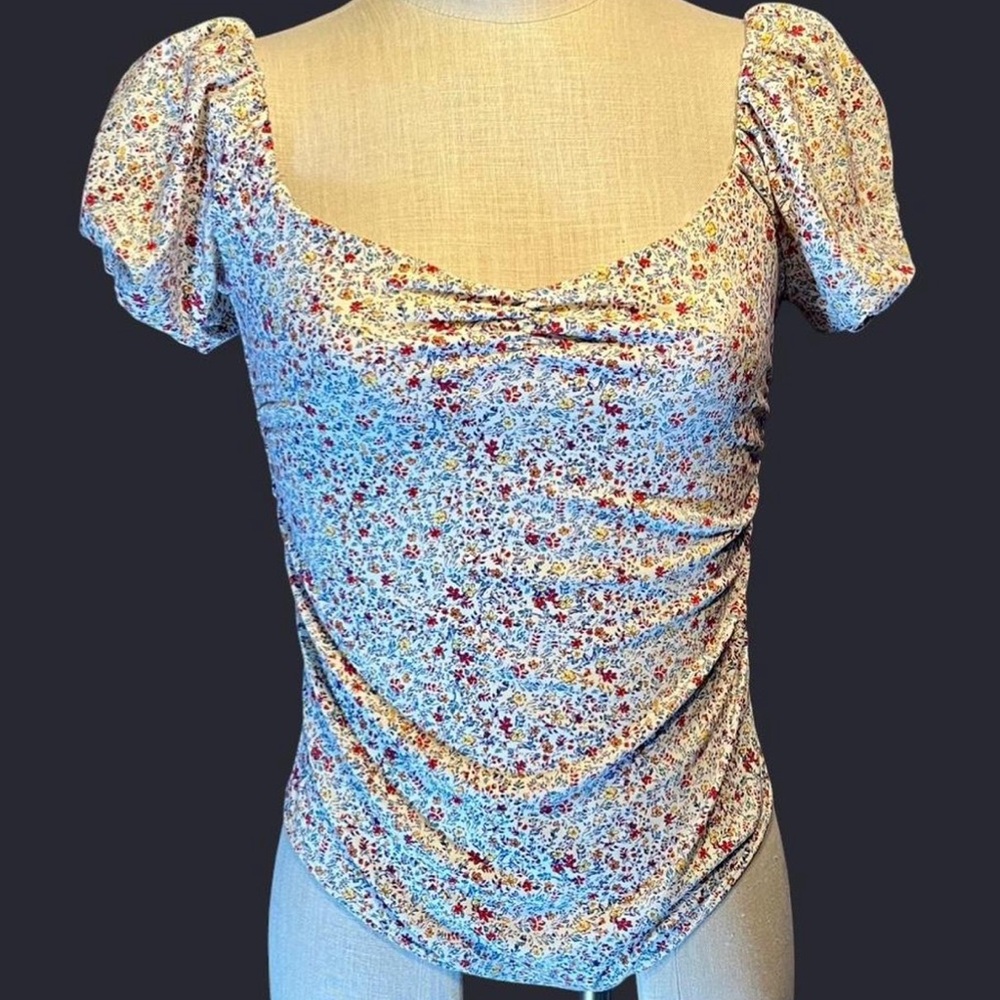🤍Intimately Free People Floral Thong Short Sleeve Bodysuit in White / Multi